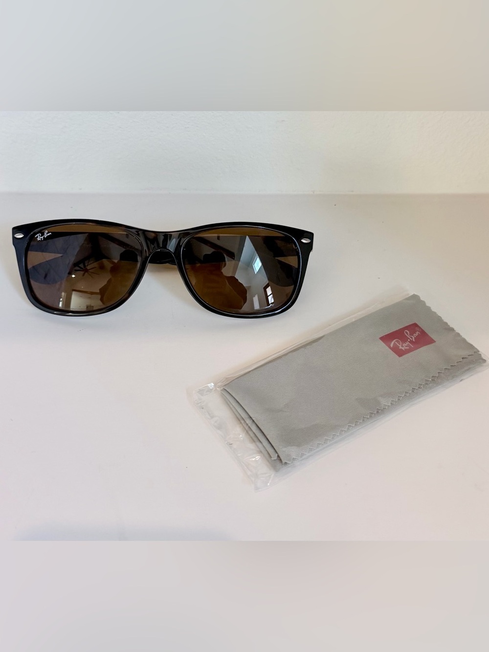 Ray-Ban RB2132 New Wayfarer 710 Tortoise Brown Sunglasses 58-18 145 3N